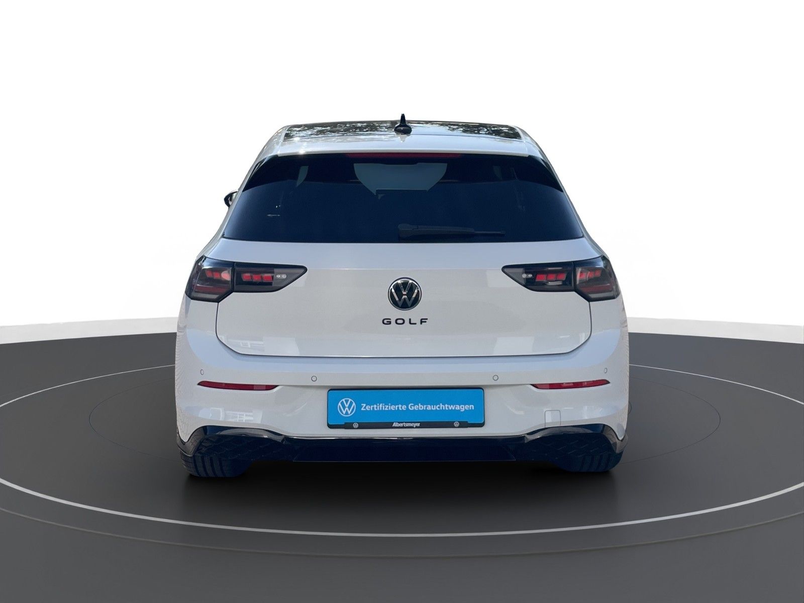 Volkswagen Golf 2025 г. Белый, пробег 46180 км