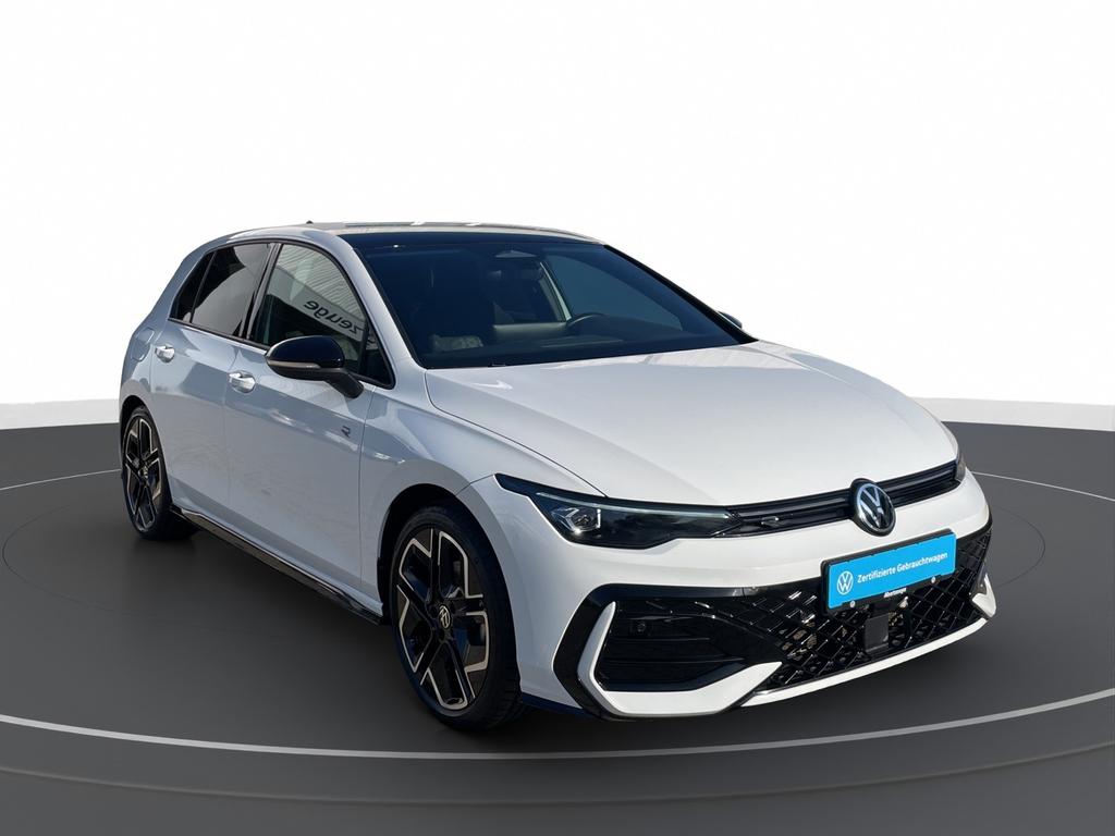 Volkswagen Golf 2025 г. Белый, пробег 46180 км