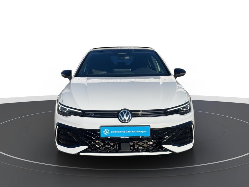 Volkswagen Golf 2025 г. Белый, пробег 46180 км