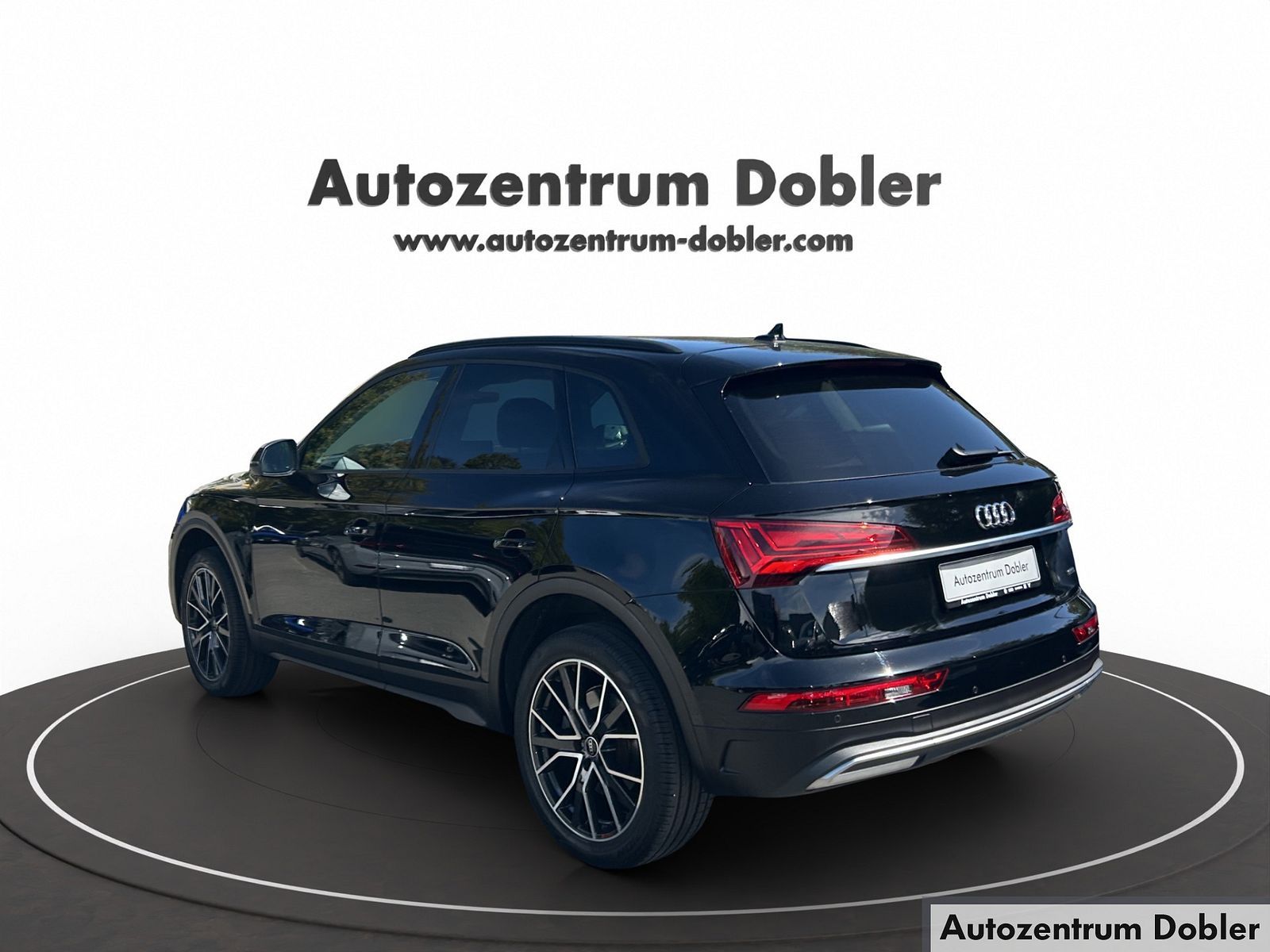 Audi Q5 2023 г. Чёрный, пробег 36300 км