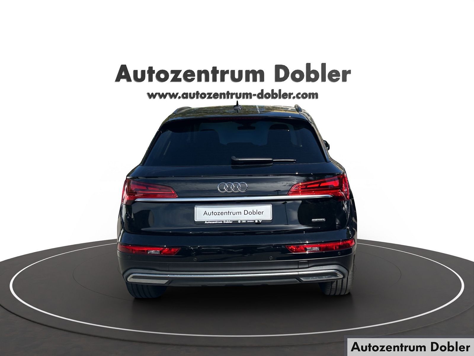 Audi Q5 2023 г. Чёрный, пробег 36300 км