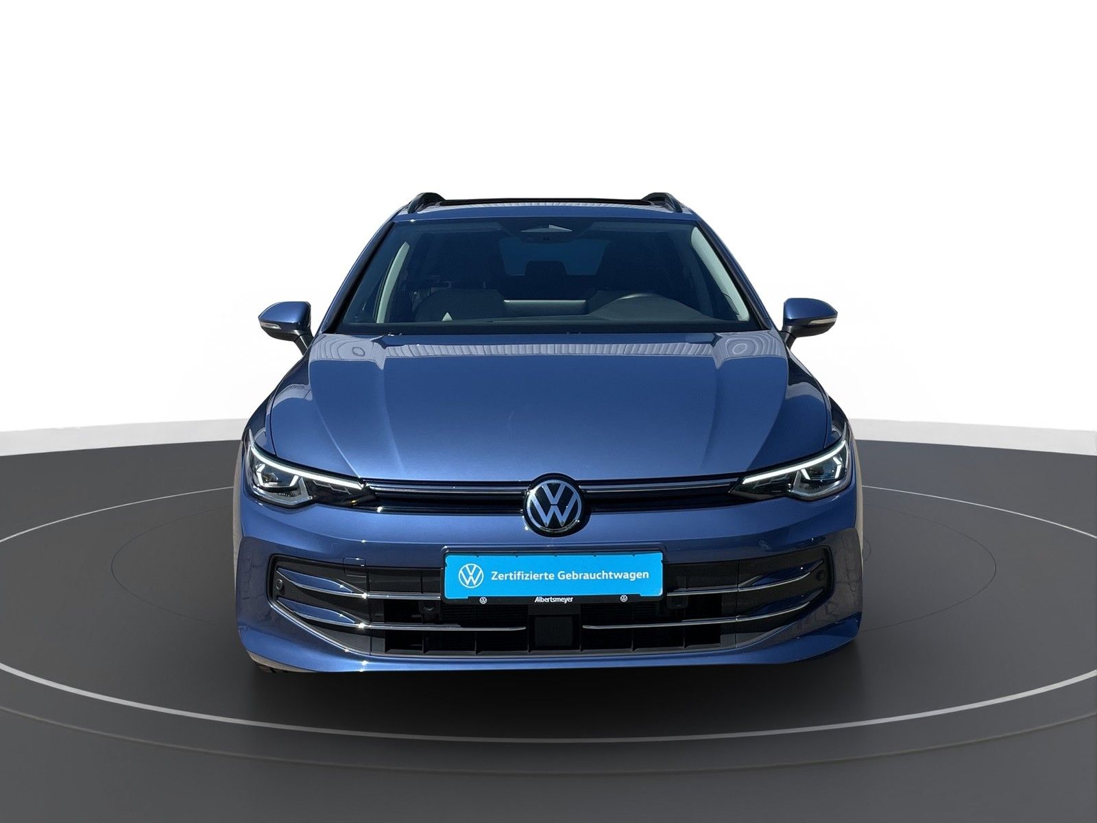 Volkswagen Golf 2025 г. Синий, пробег 32871 км