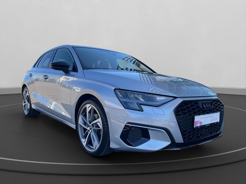 Audi A3 2023 г. Серебристый, пробег 47507 км