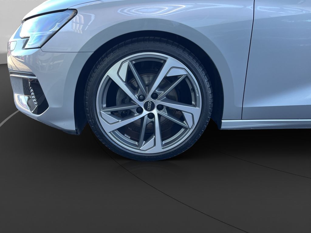 Audi A3 2023 г. Серебристый, пробег 47507 км