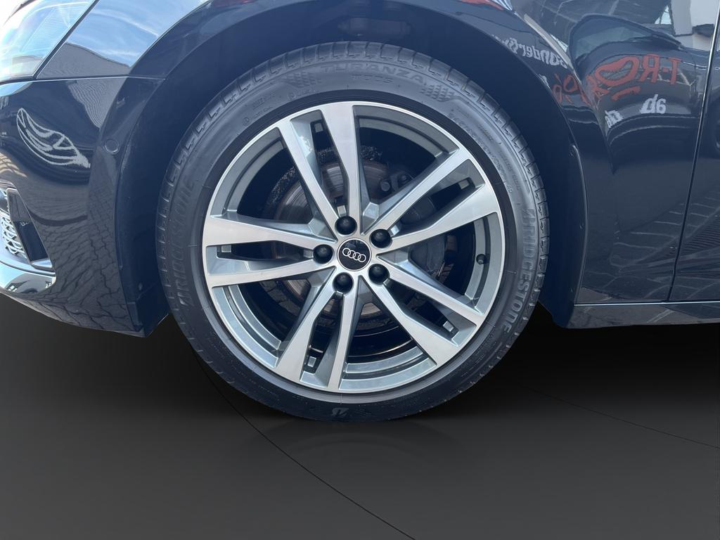Audi A6 2022 г. Чёрный, пробег 54128 км