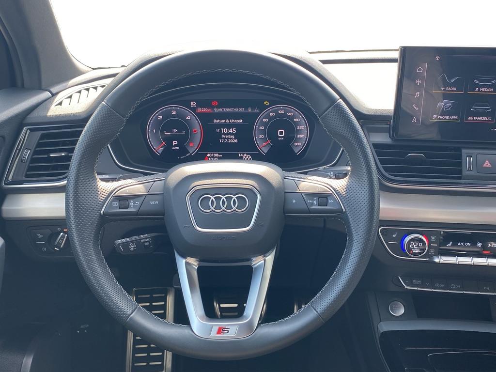 Audi Q5 2023 г. Серый, пробег 40139 км