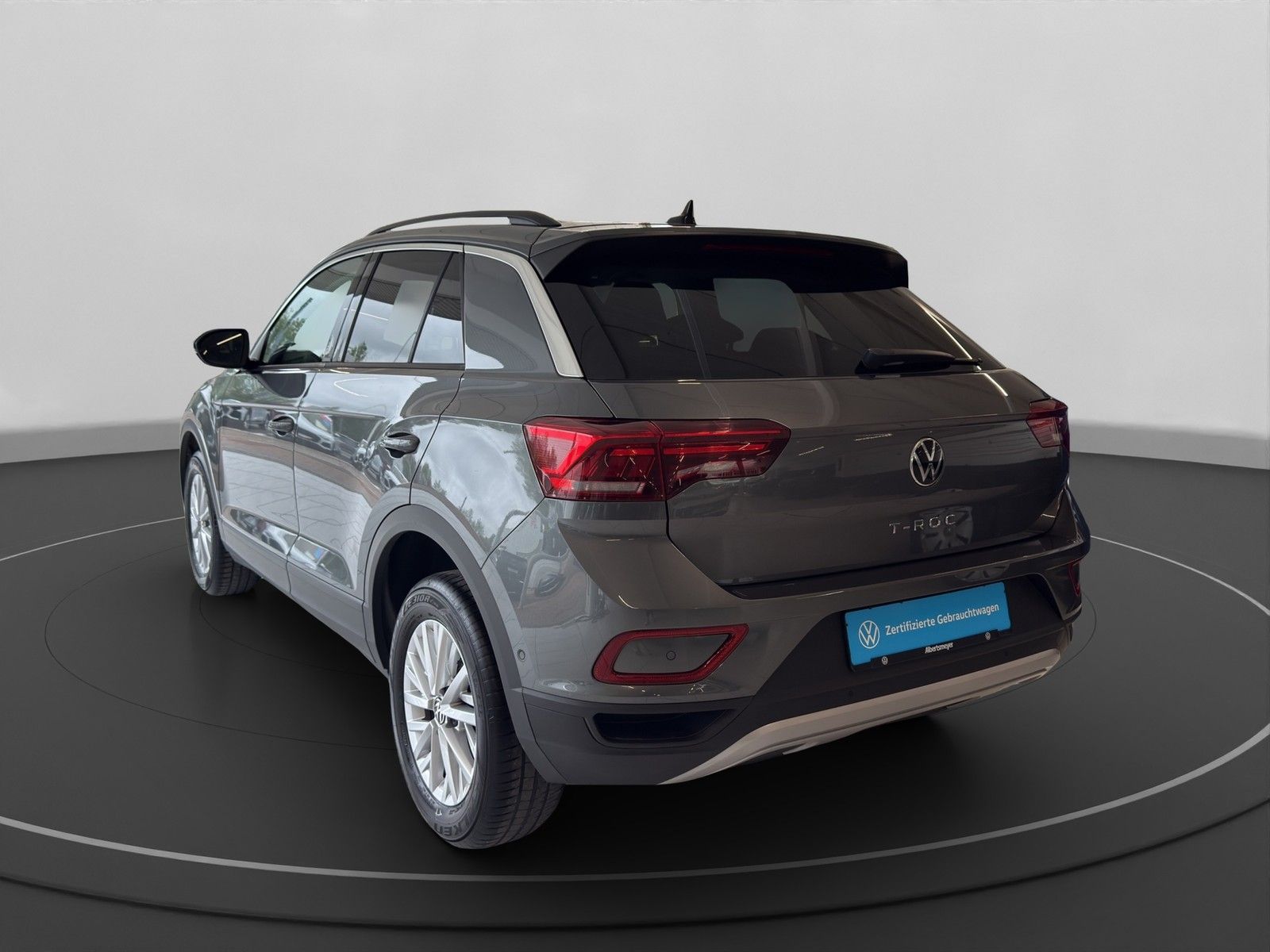 Volkswagen T-Roc 2022 г. Серый, пробег 36371 км