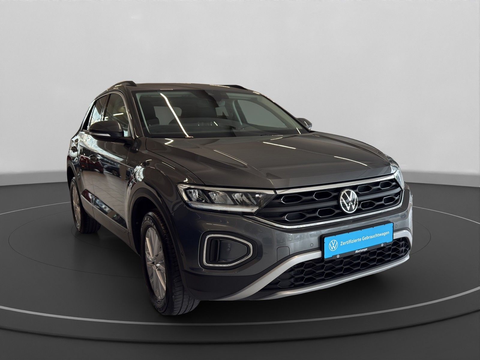 Volkswagen T-Roc 2022 г. Серый, пробег 36371 км