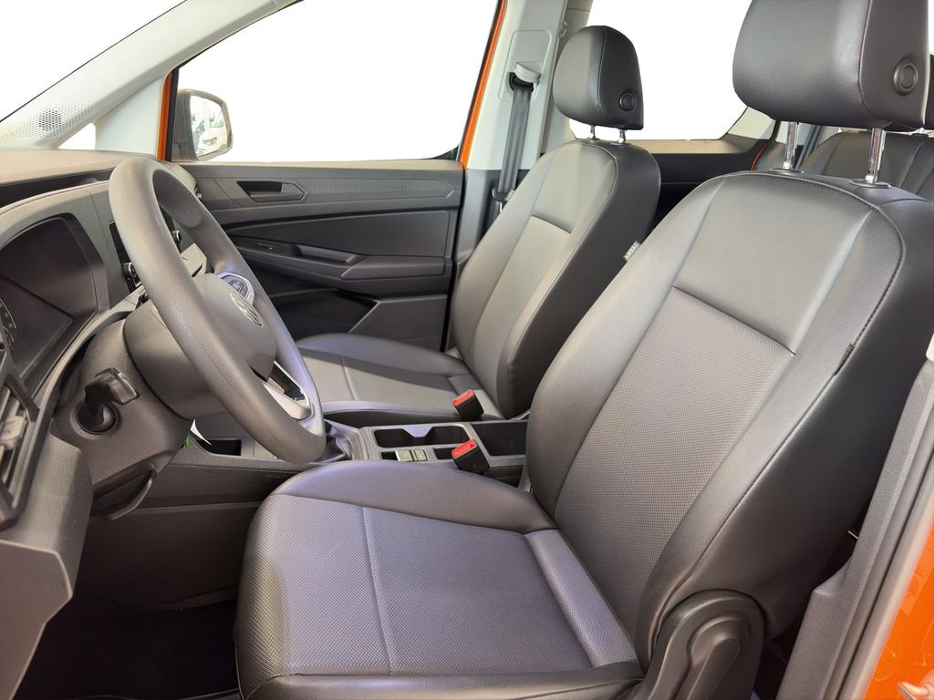 Volkswagen Caddy 2021 г. Оранжевый, пробег 37067 км