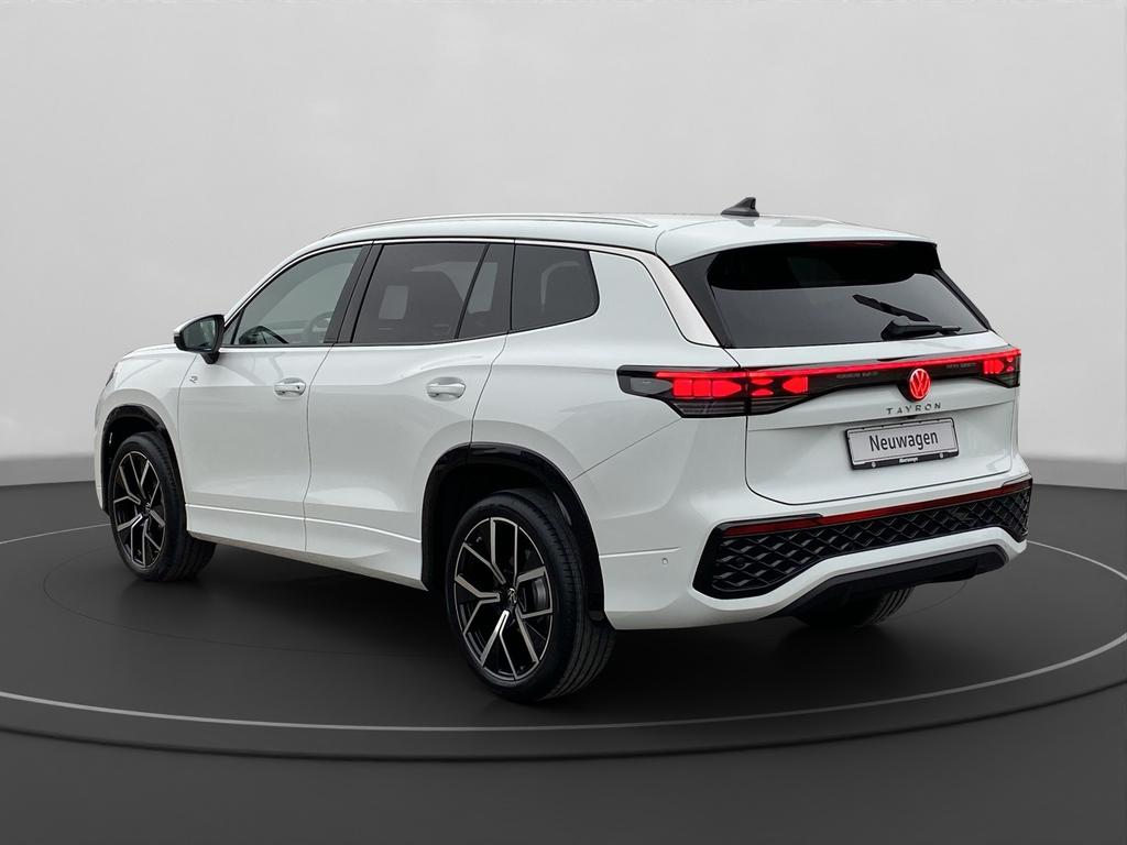 Volkswagen Tayron 2025 г. Белый, пробег 12000 км