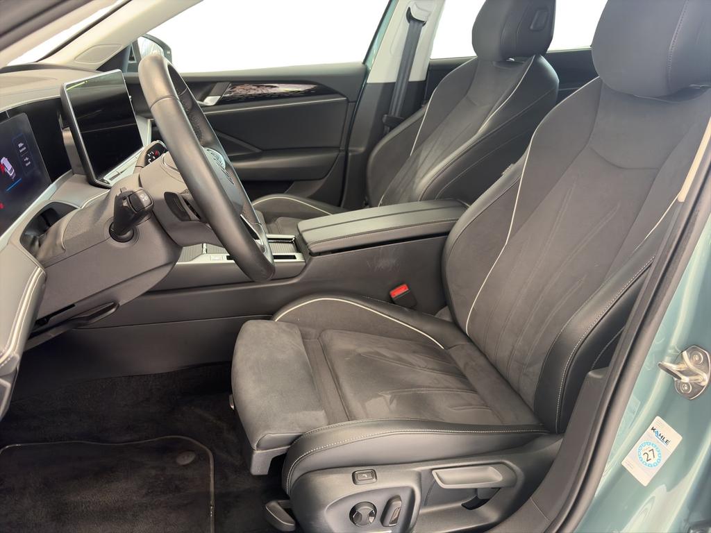 Volkswagen PASSAT VARIANT 2024 г. Зелёный, пробег 59495 км