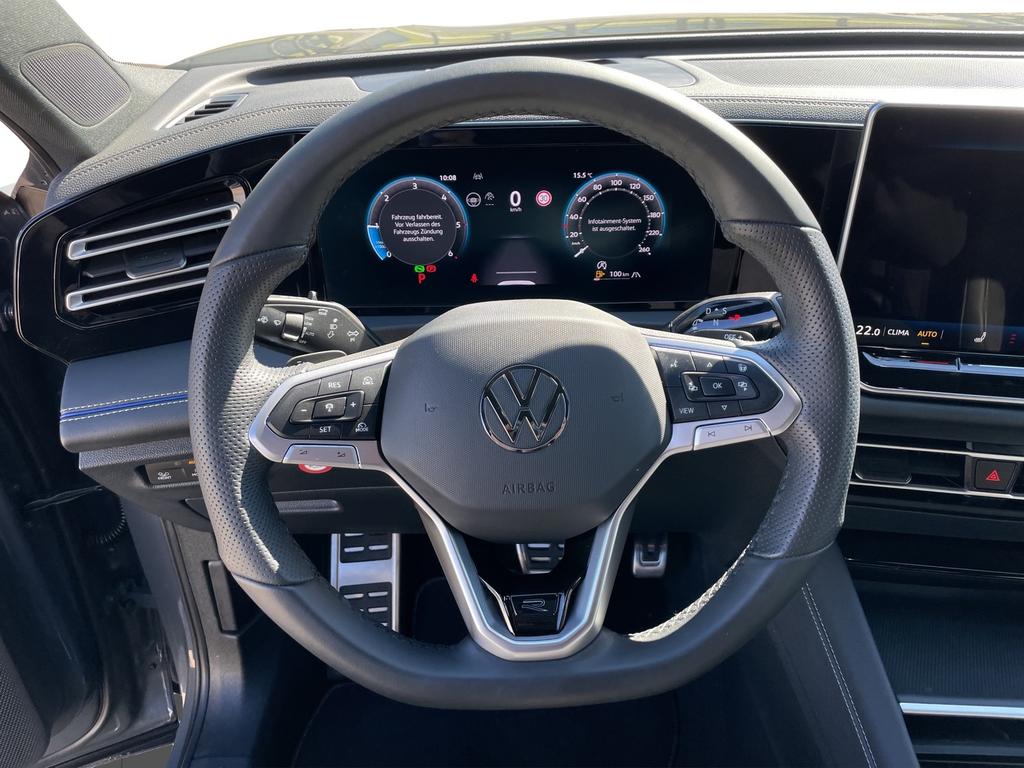 Volkswagen Tiguan 2025 г. Серый, пробег 21134 км
