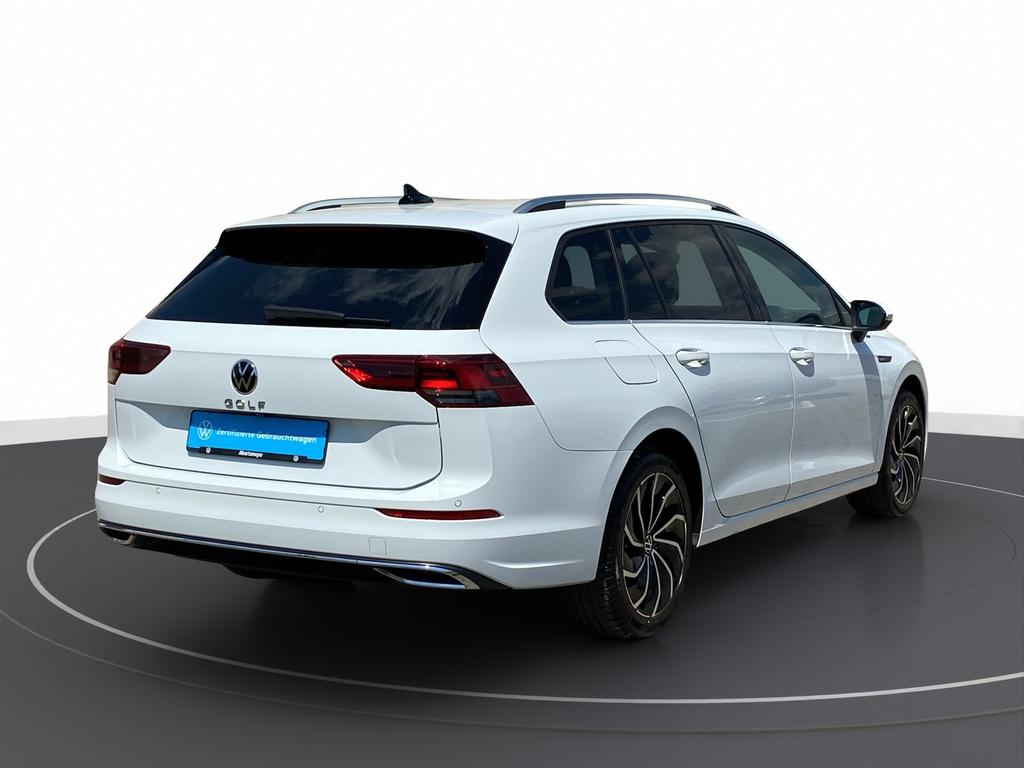 Volkswagen Golf 2023 г. Белый, пробег 24509 км
