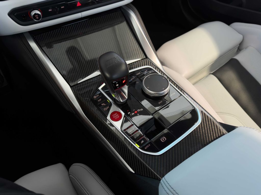 BMW M4 2024 г. Красный, пробег 17376 км