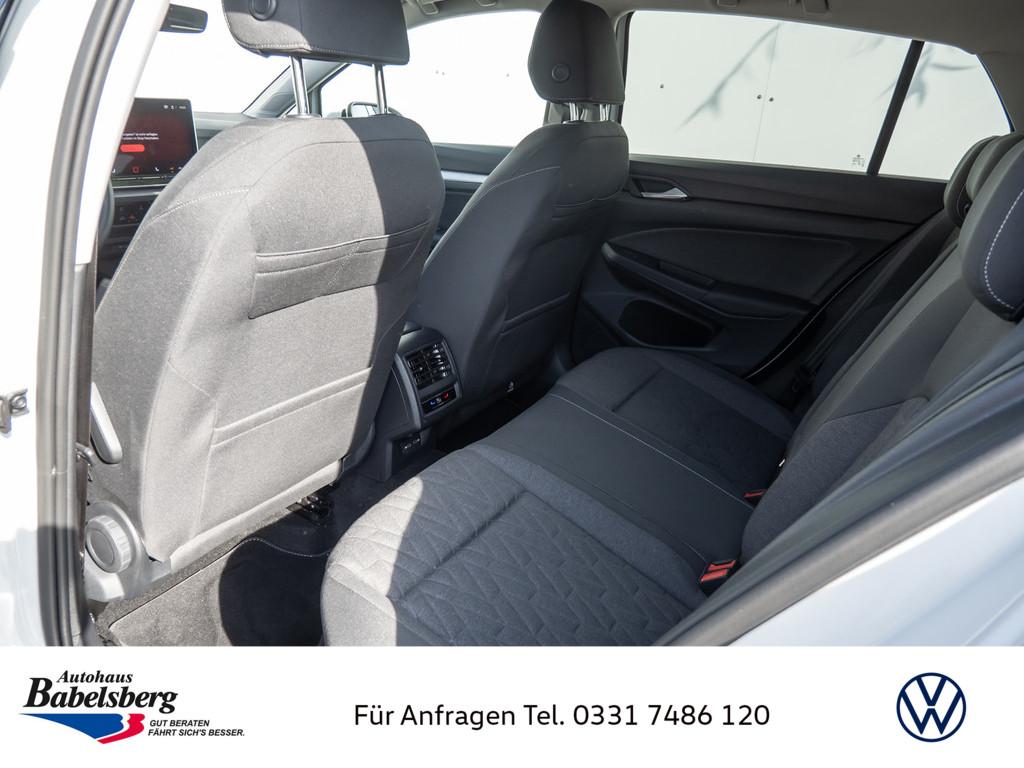 Volkswagen Golf 2024 г. Белый, пробег 51971 км
