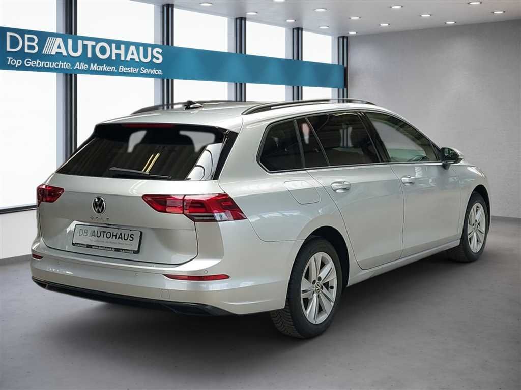 Volkswagen Golf 2024 г. Серебристый, пробег 34194 км