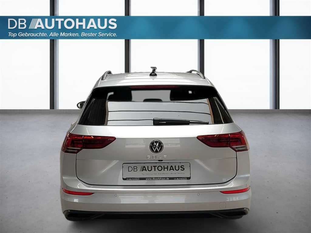 Volkswagen Golf 2024 г. Серебристый, пробег 34194 км