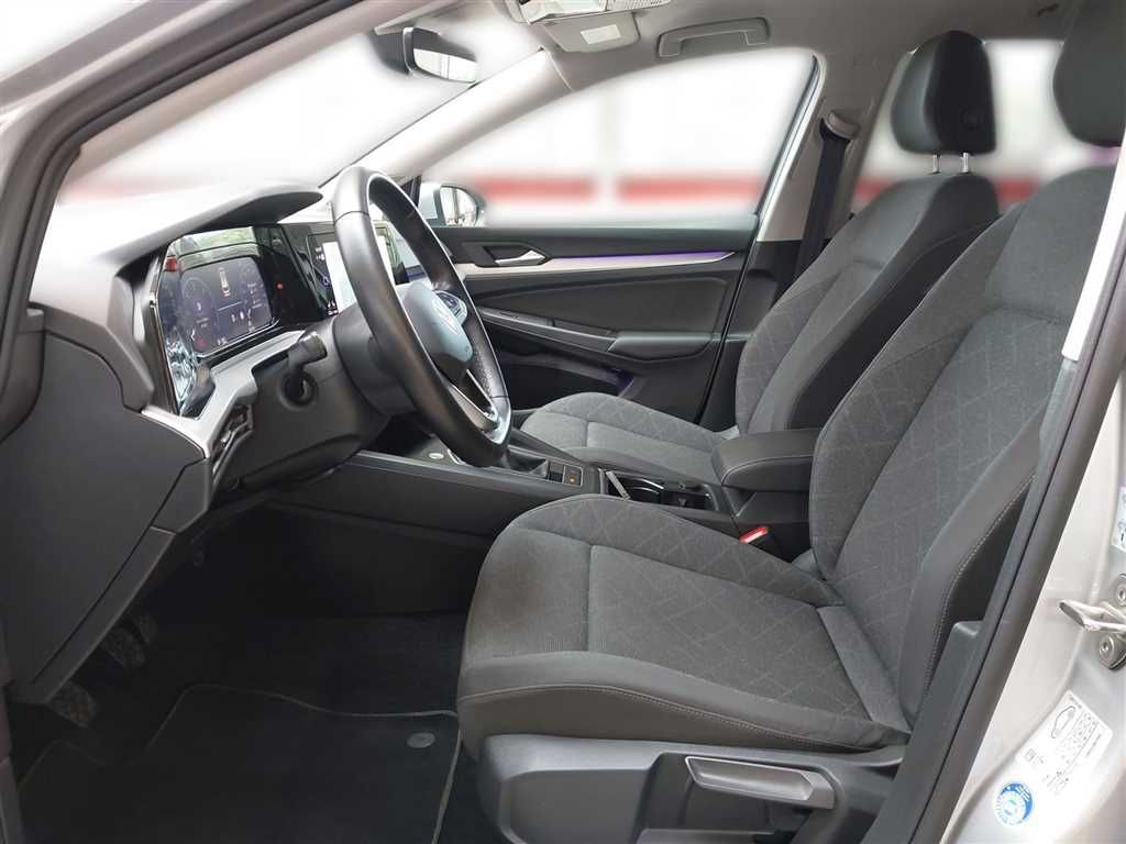 Volkswagen Golf 2024 г. Серебристый, пробег 34194 км