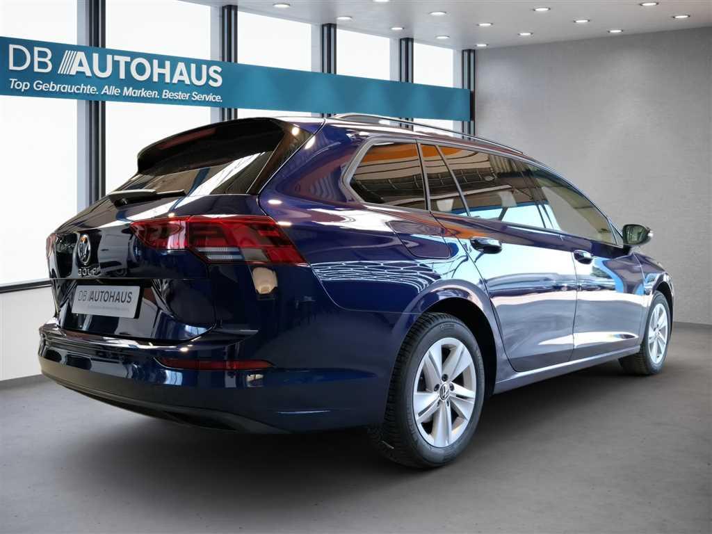 Volkswagen Golf 2024 г. Синий, пробег 26350 км