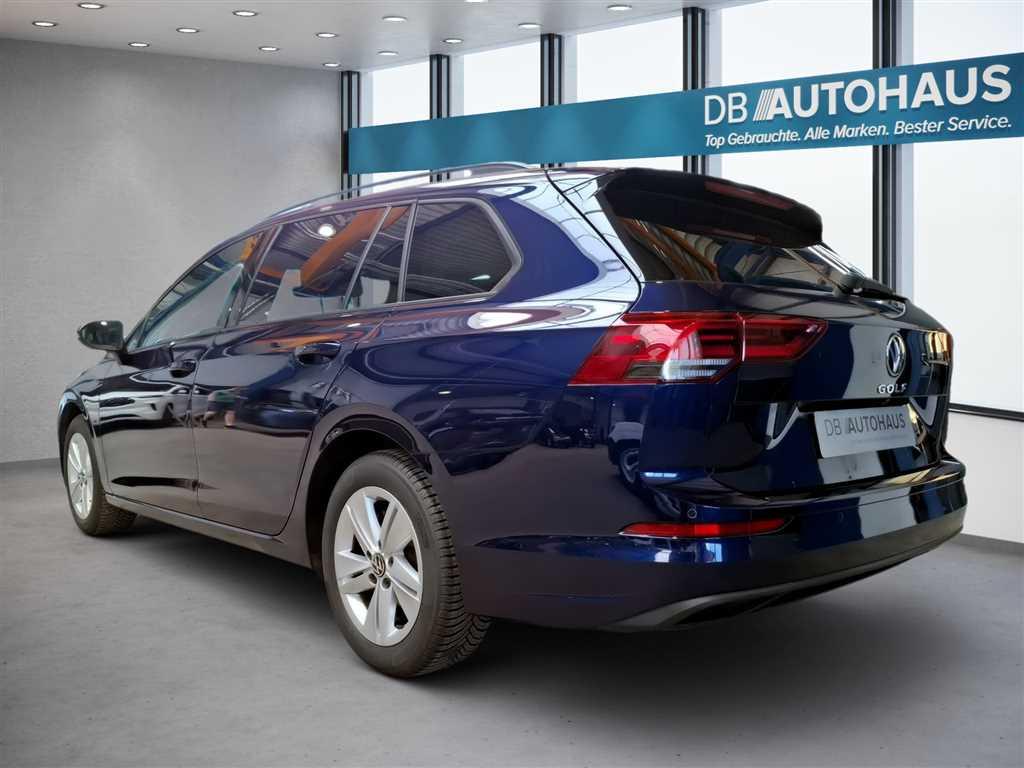 Volkswagen Golf 2024 г. Синий, пробег 26350 км