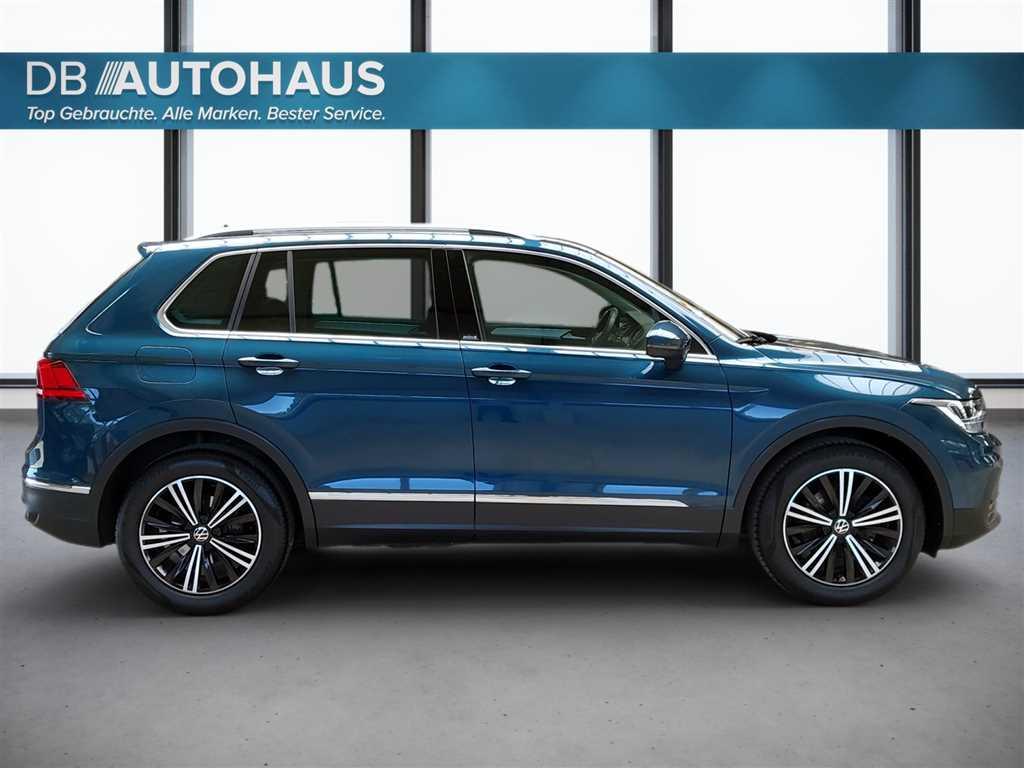 Volkswagen Tiguan 2024 г. Синий, пробег 53227 км