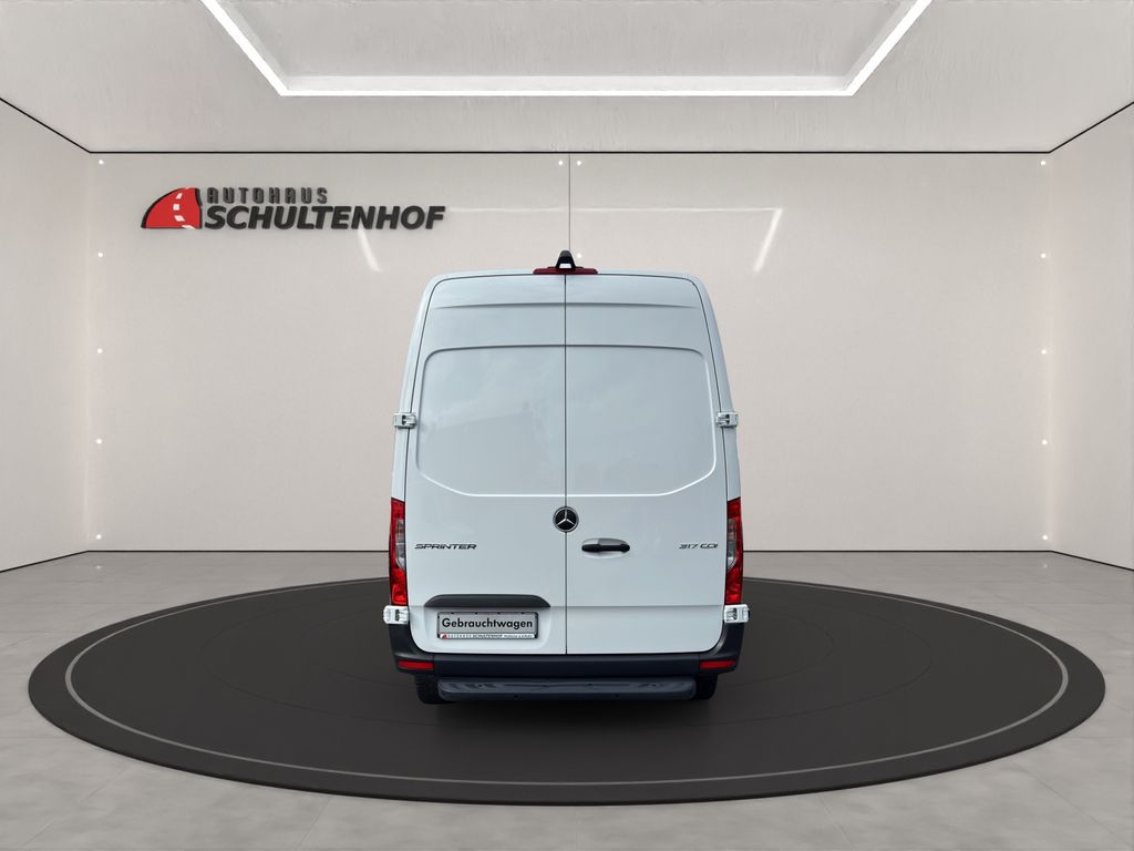 Mercedes-Benz SPRINTER 2024 г. Белый, пробег 34070 км