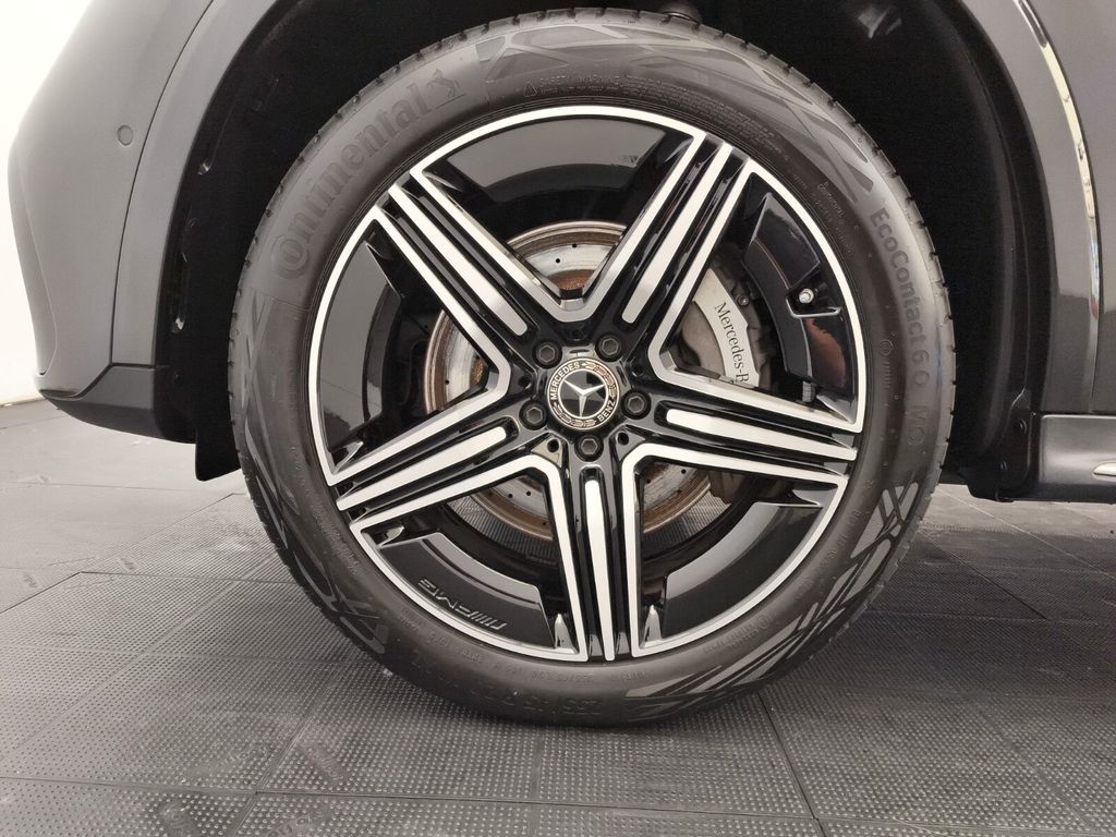Mercedes-Benz GLC 450 2024 г. Серый, пробег 44453 км