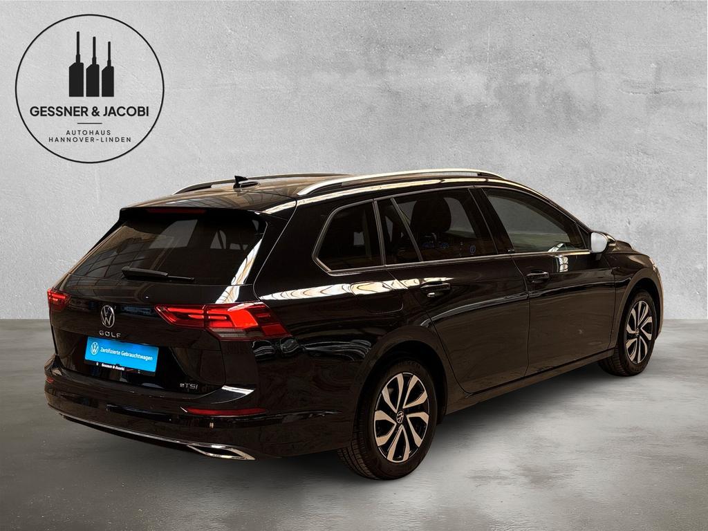 Volkswagen Golf 2023 г. Чёрный, пробег 37890 км