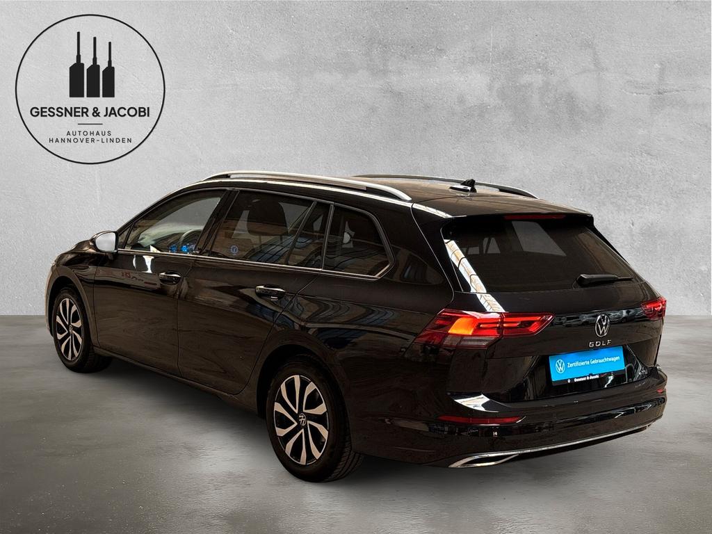 Volkswagen Golf 2023 г. Чёрный, пробег 37890 км