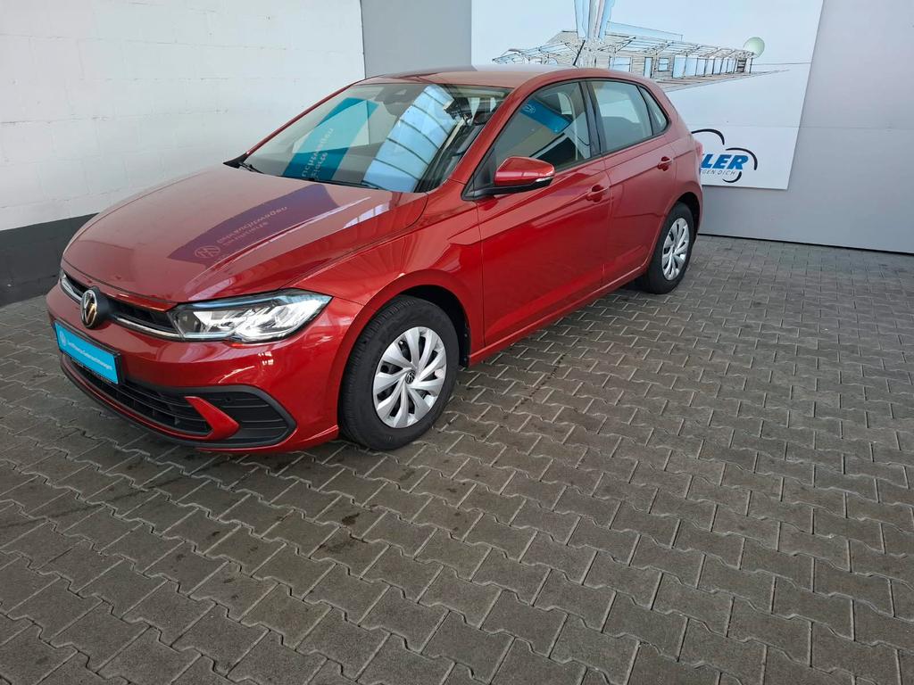 Volkswagen Polo 2022 г. Красный, пробег 30000 км