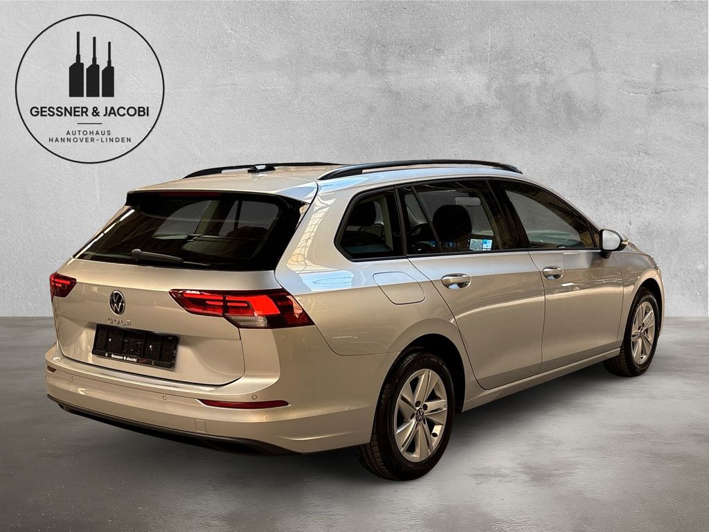 Volkswagen Golf 2024 г. Серебристый, пробег 55980 км