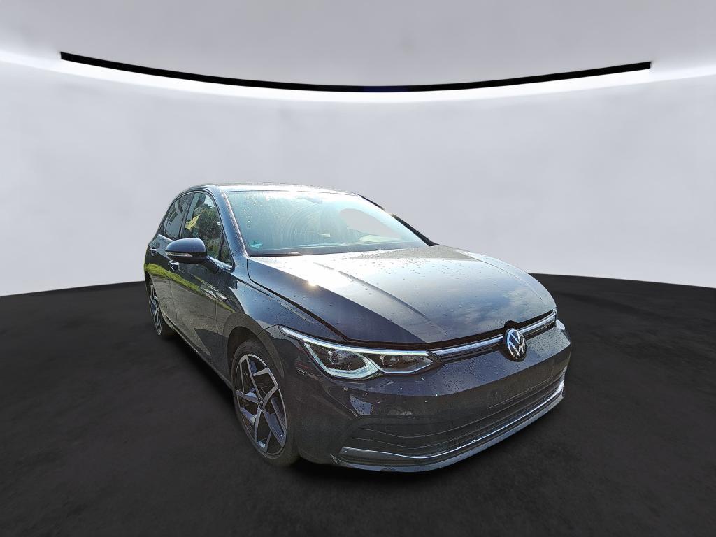 Volkswagen Golf 2024 г. Серый, пробег 25099 км