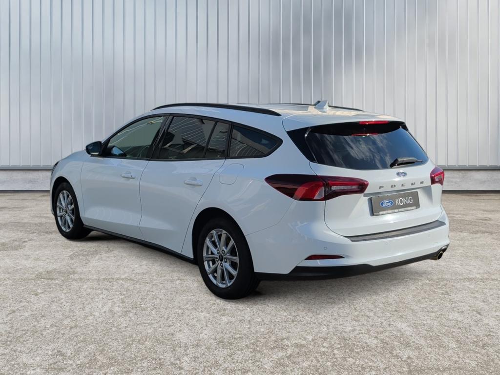 Ford Focus 2022 г. Белый, пробег 52080 км