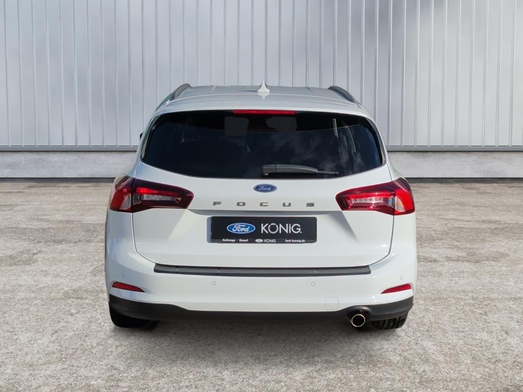 Ford Focus 2022 г. Белый, пробег 52080 км