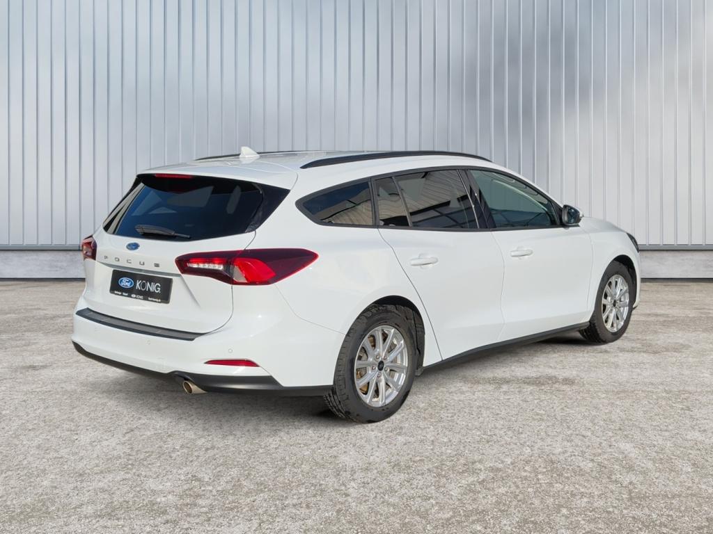 Ford Focus 2022 г. Белый, пробег 52080 км