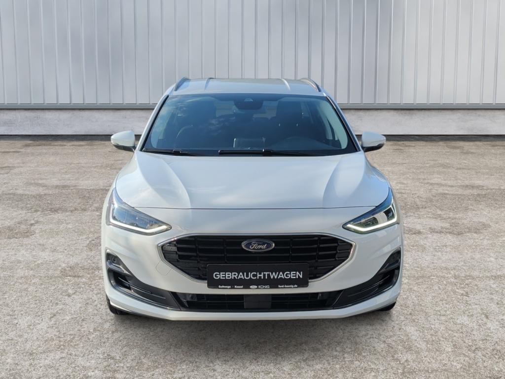 Ford Focus 2022 г. Белый, пробег 52080 км