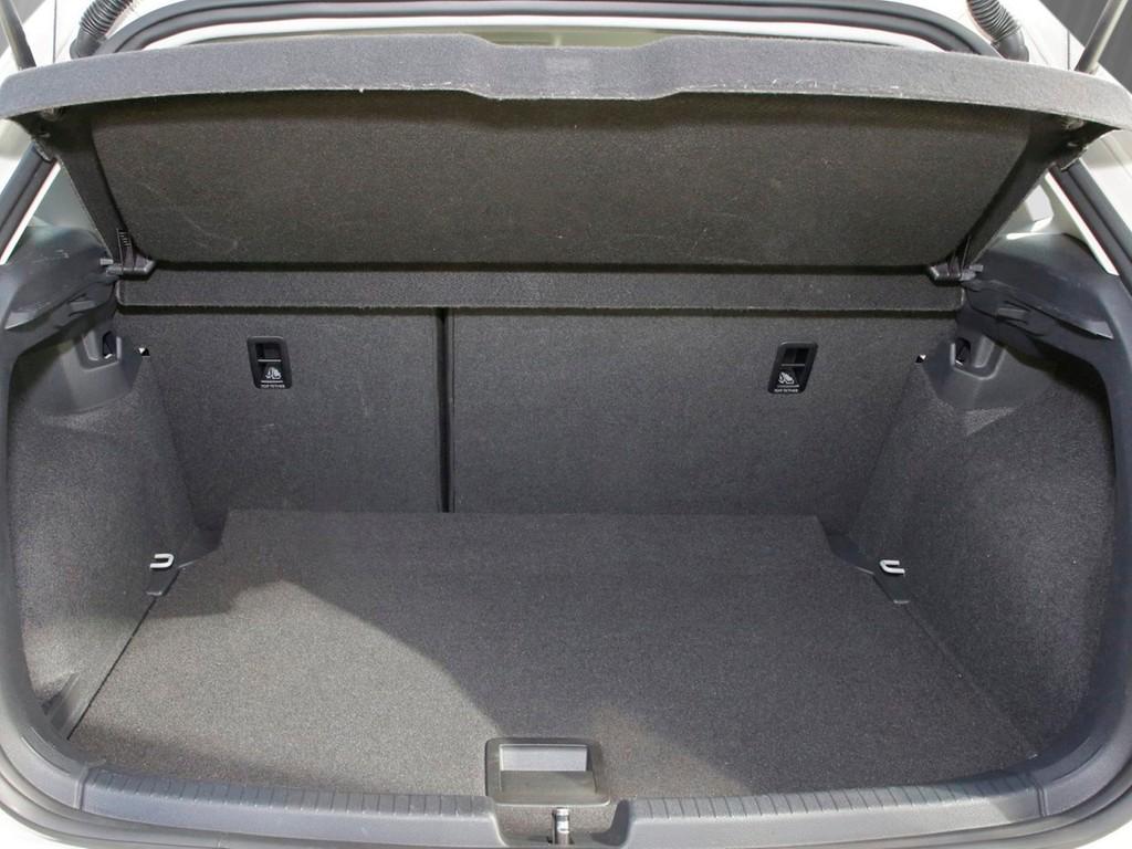 Volkswagen Polo 2022 г. Серый, пробег 15380 км