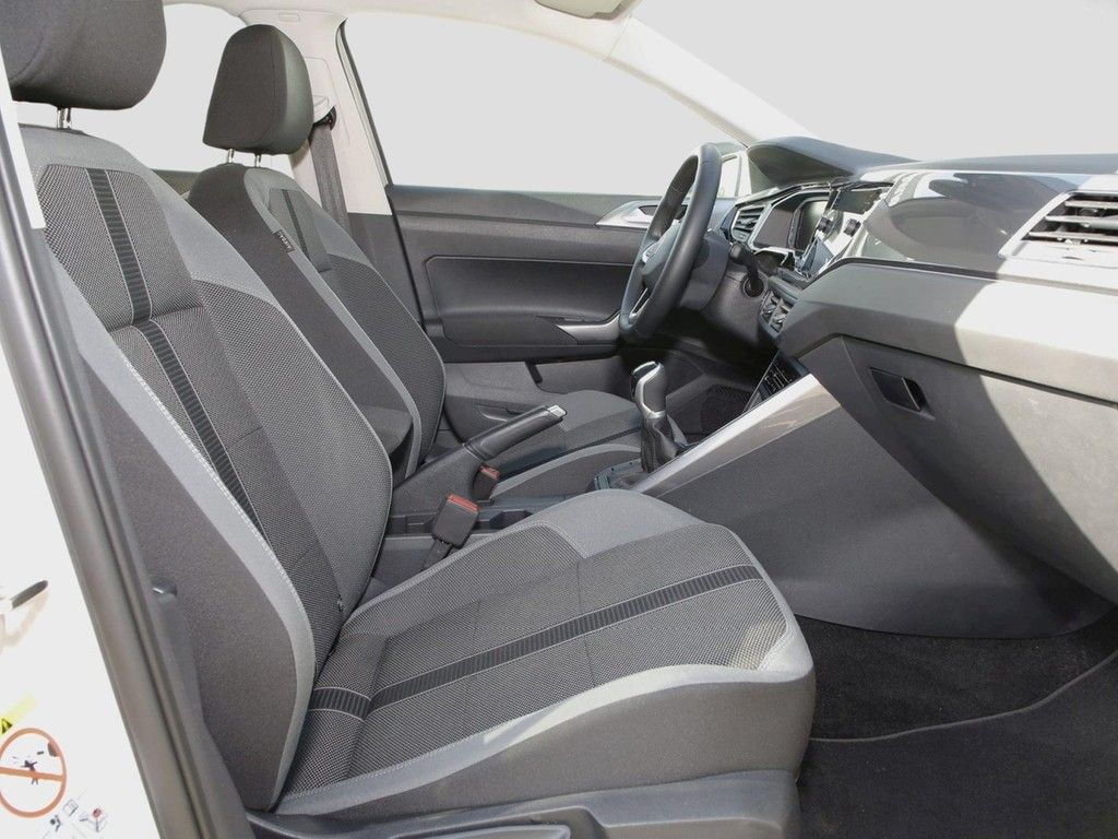Volkswagen Polo 2022 г. Серый, пробег 15380 км