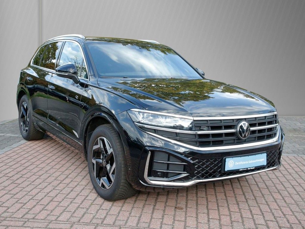 Volkswagen Touareg 2026 г. Чёрный, пробег 25790 км