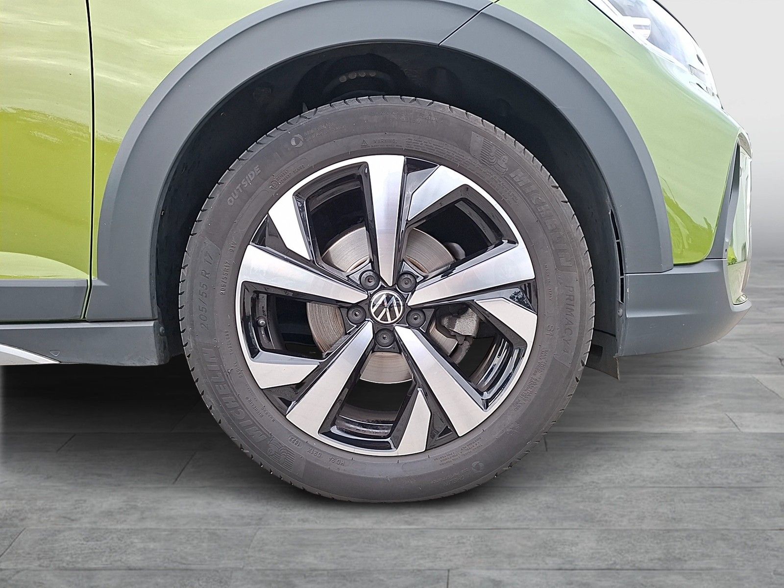 Volkswagen Taigo 2022 г. Зелёный, пробег 35500 км