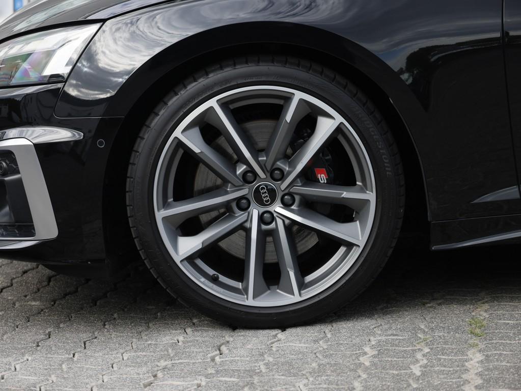 Audi S5 2024 г. Чёрный, пробег 15578 км