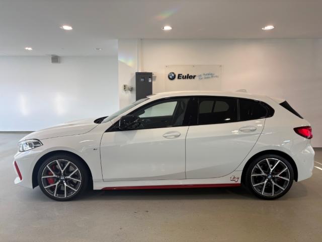 BMW 128 2021 г. Белый, пробег 53529 км