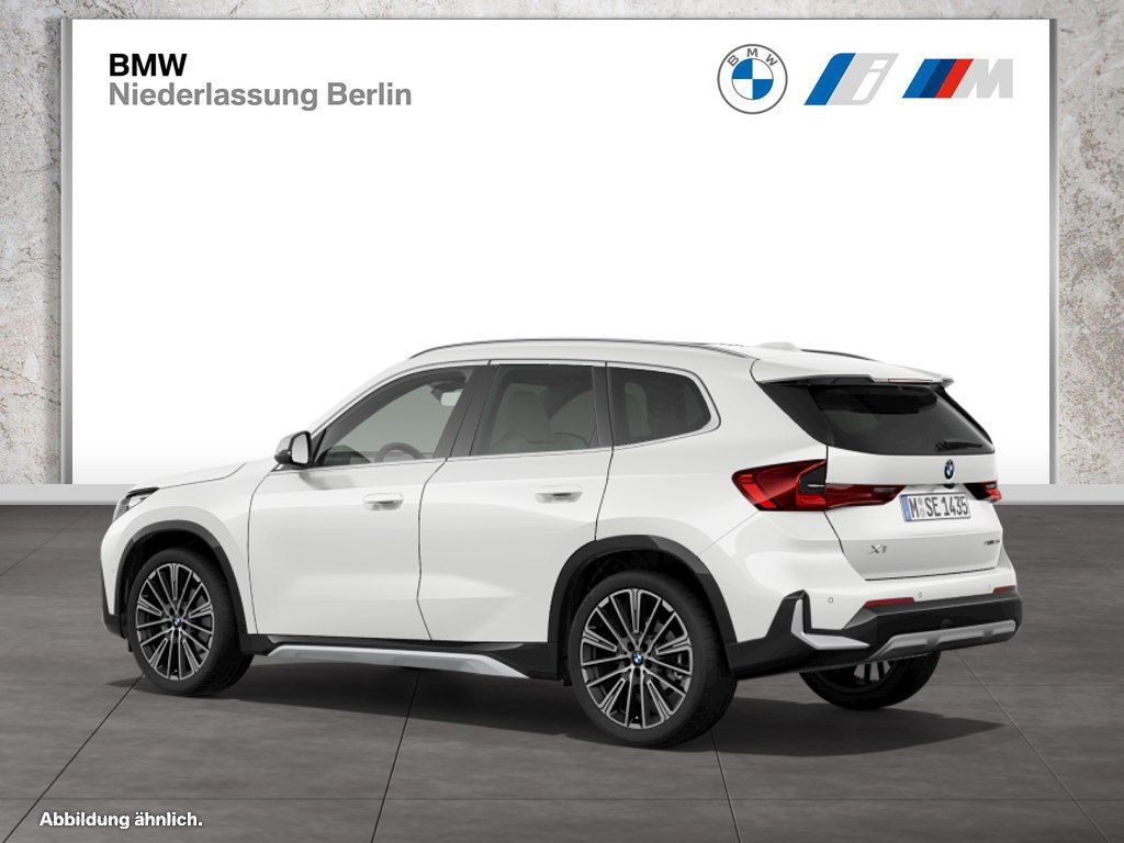 BMW X1 2023 г. Белый, пробег 45246 км