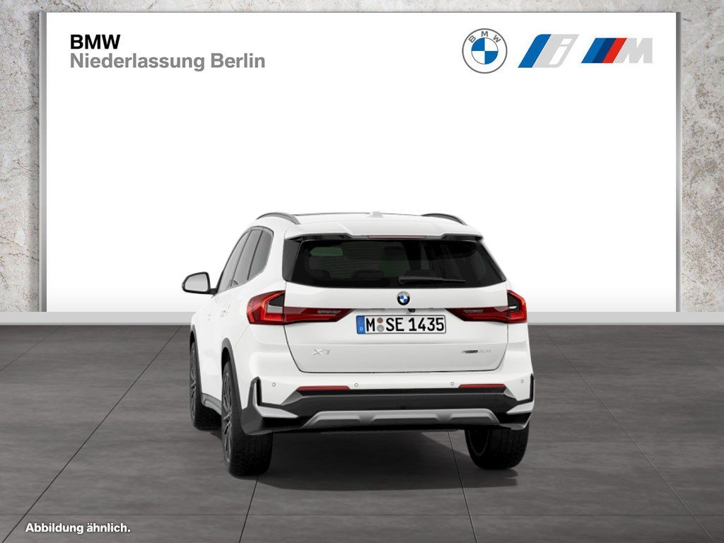 BMW X1 2023 г. Белый, пробег 45246 км