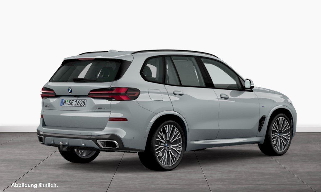 BMW X5 2025 г. Серый, пробег 11650 км