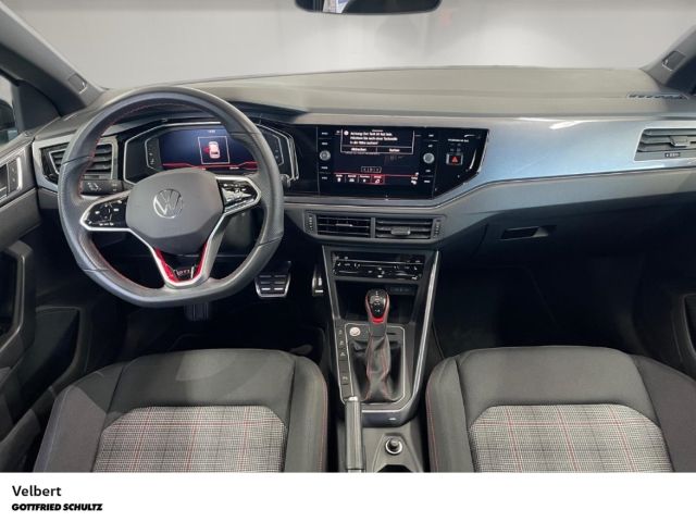 Volkswagen Polo 2023 г. Белый, пробег 30543 км