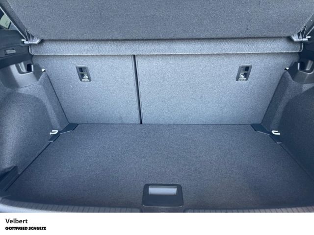 Volkswagen Polo 2023 г. Белый, пробег 30543 км