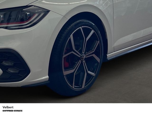 Volkswagen Polo 2023 г. Белый, пробег 30543 км