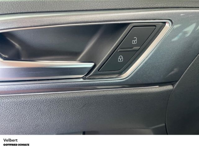 Volkswagen Polo 2023 г. Белый, пробег 30543 км