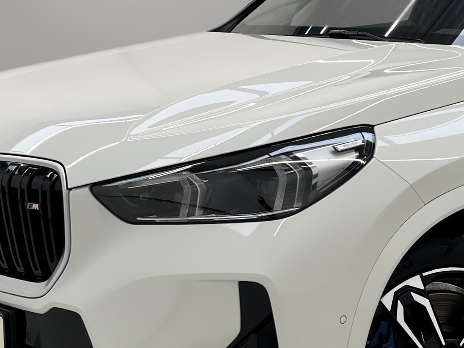 BMW X1 2025 г. Белый, пробег 6790 км